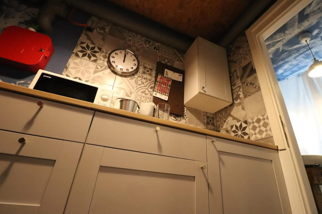 Ava apartment,speed Wi Fi,Netflix,between bus and train station