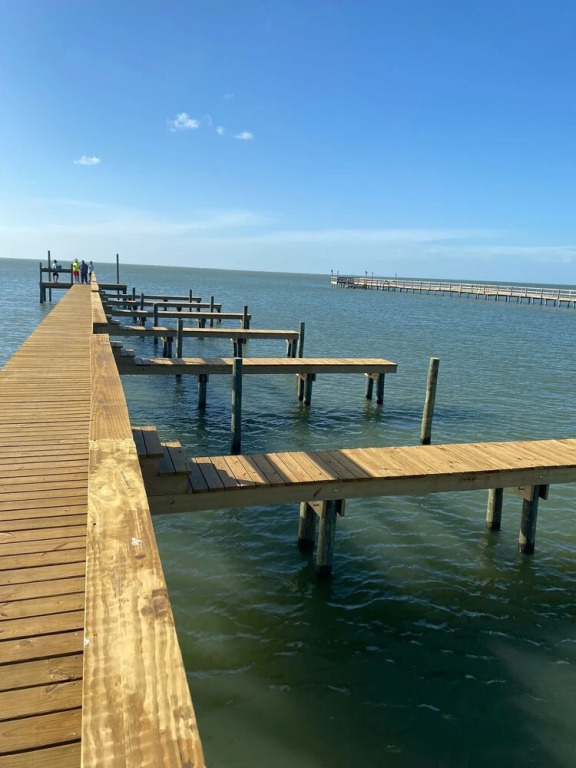 Copano Shores Seaside Paradise Home by Redawning
