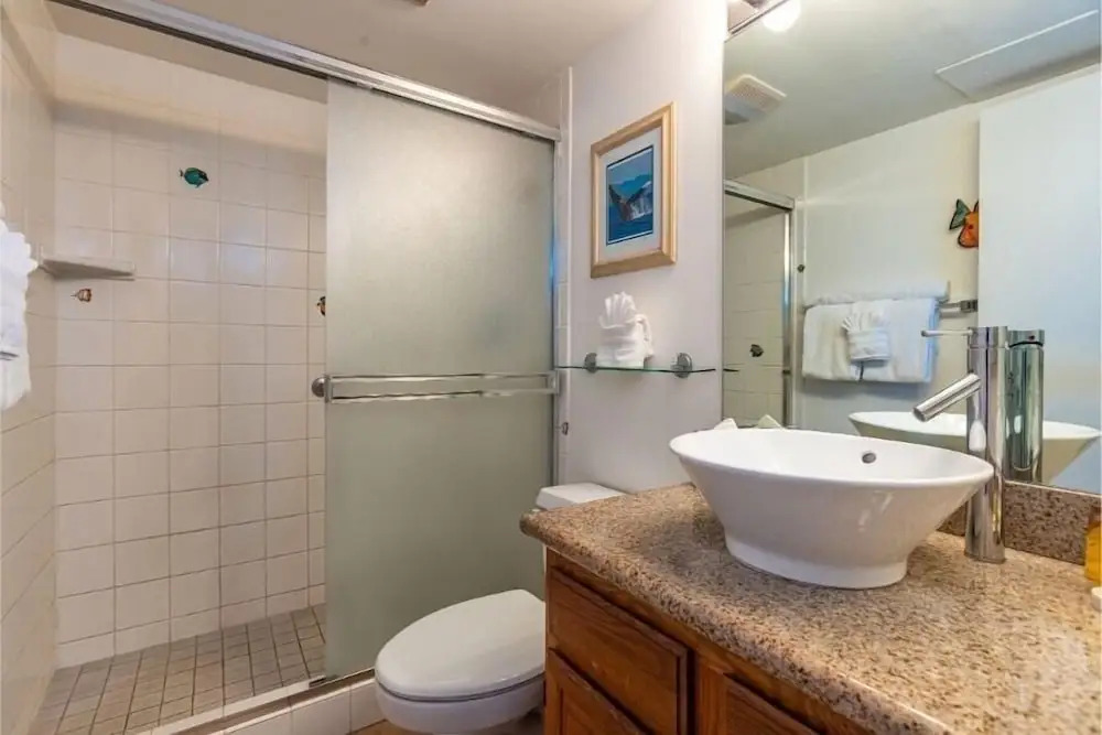 Kihei Beach, #507 1 Bedroom Condo by RedAwning