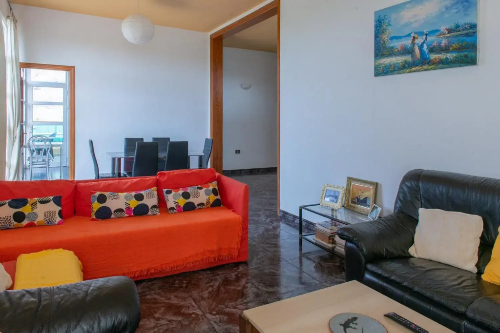 APARTMENTS ON AN ORGANIC FARM BY THE COAST, Frontera