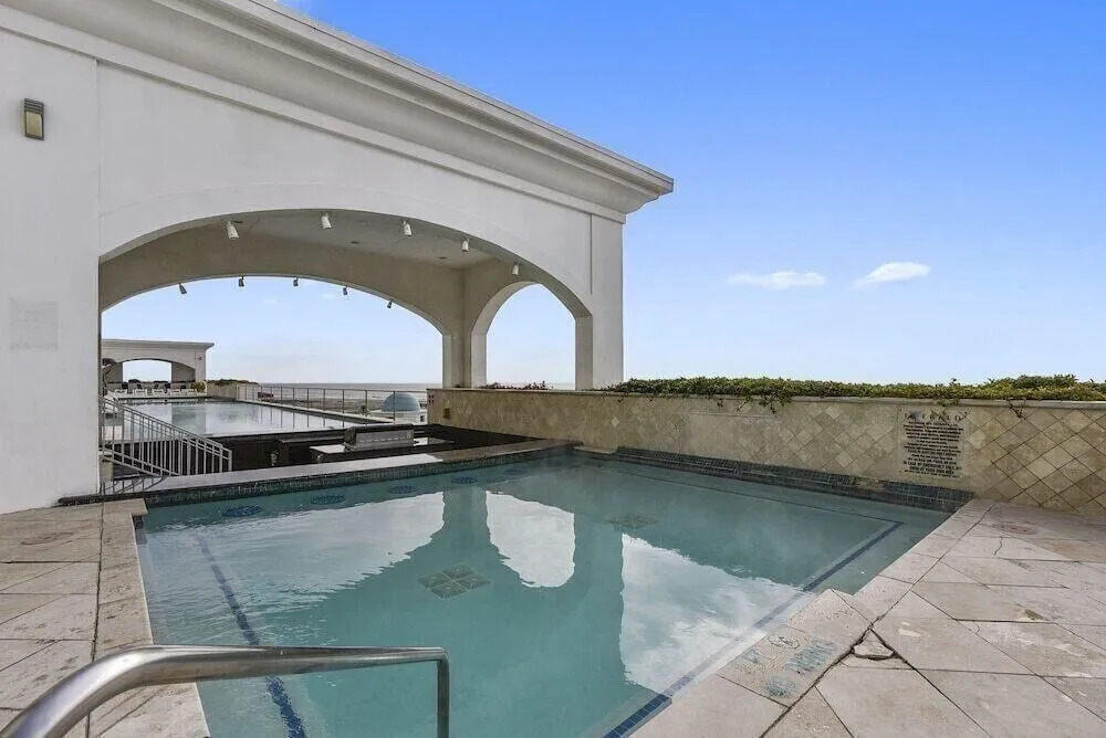 Emerald 1111 by Ryson Vacation Rentals