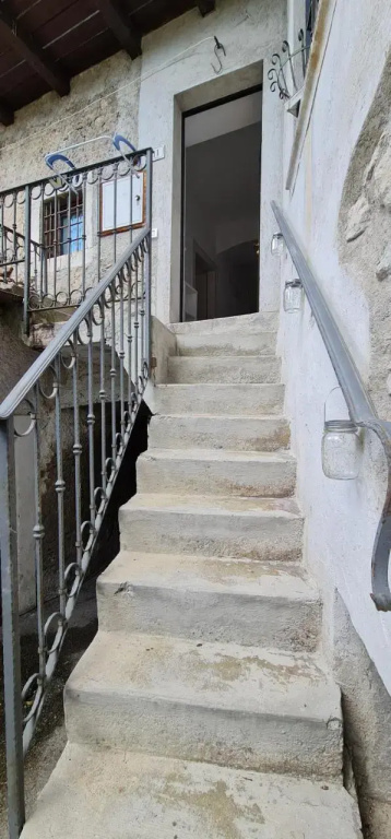 Alloggio incantevole a Stenico (TN). Ristr. 2022