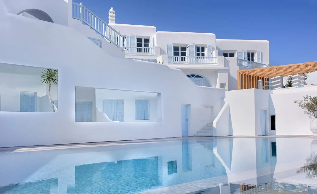 Petinos Beach Hotel