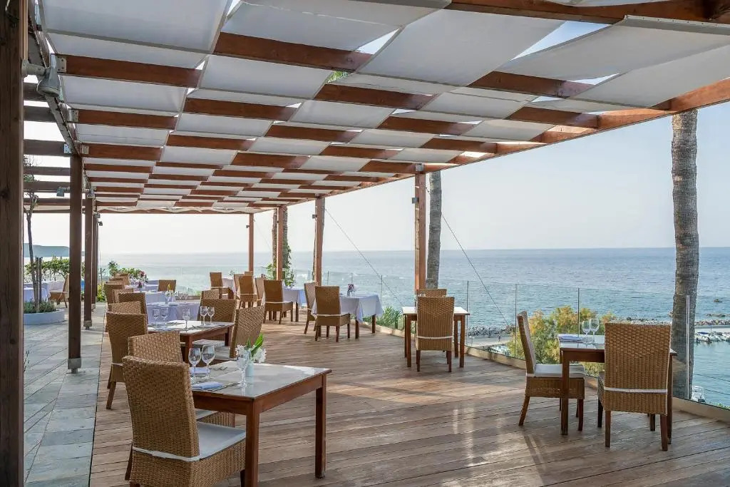 Leptos Panorama Hotel