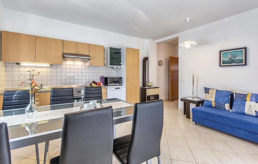 Stunning Home in Vodnjan With Wifi and 3 Bedrooms