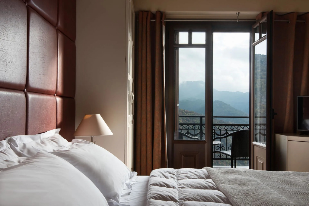 Maniatis Hotels Resorts