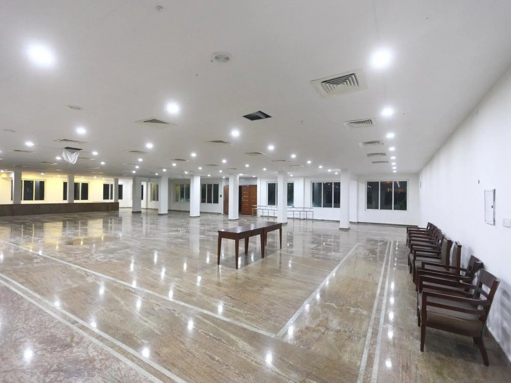 OYO Rooms ECR Off Uthandi Beach