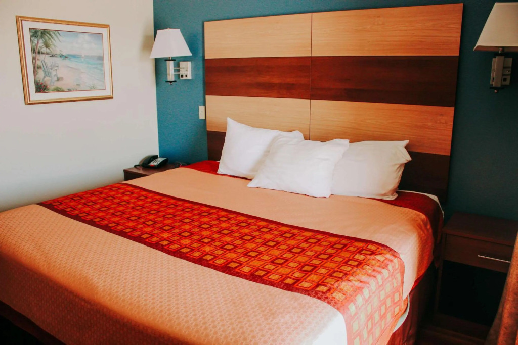 Rodeway Inn & Suites Lake Havasu City