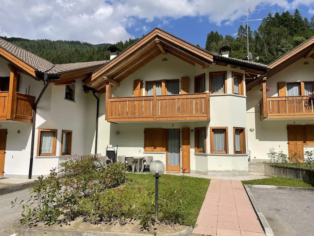 001-2 Residence Valentino 2