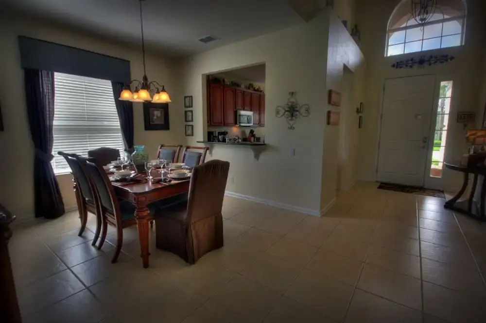 5BR 5BA Home in Windsor HIlls by CV-2622