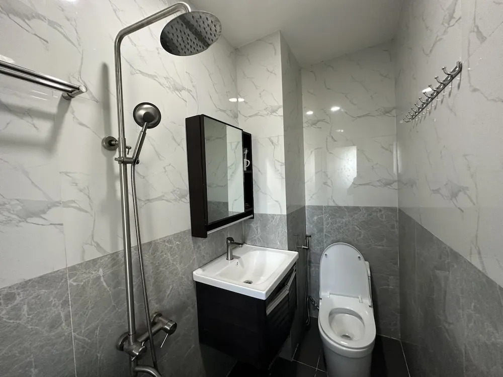 OYO 741 Hai Lam Hotel