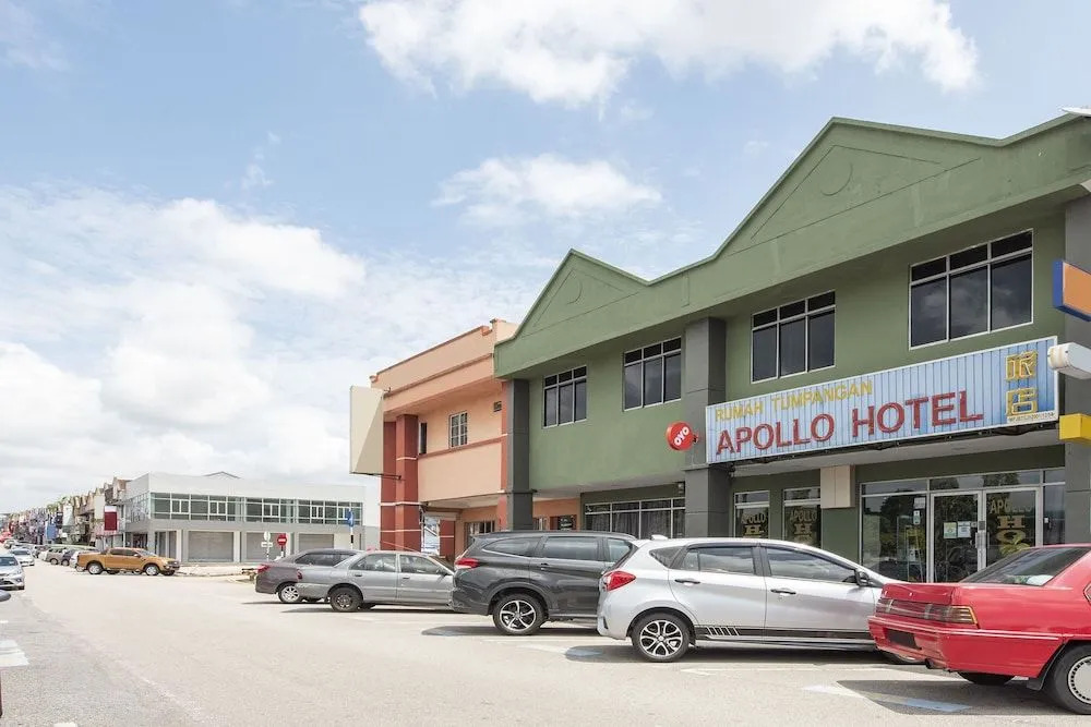 OYO 90417 Apollo Hotel