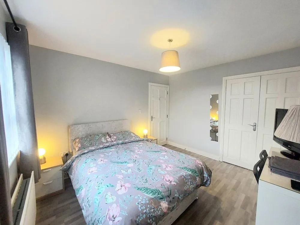 Lawnbrook Town House