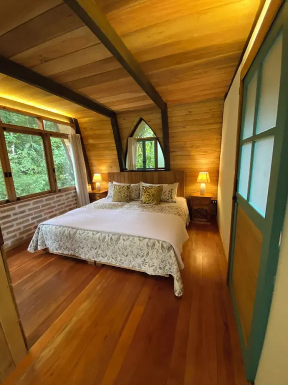Sacha Urco Lodge -Private Cloud Forest Reserve in Mindo-4x4 Recommended March-April