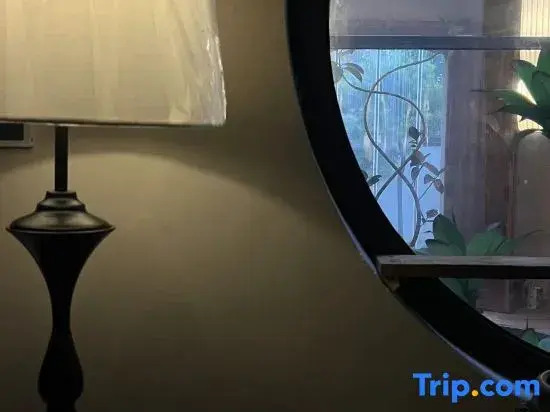 Guizhifang Private Hot Spring Vacation Apartment (Guantang Hot Spring Resort)