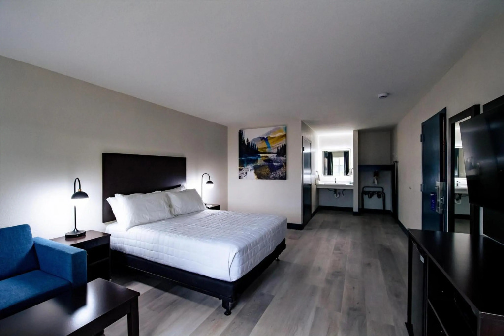 SureStay by Best Western Forsyth