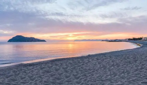 Aparthotel 4 Stars Agia Marina
