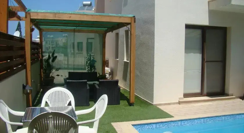 Sea Jewel Luxury Villas