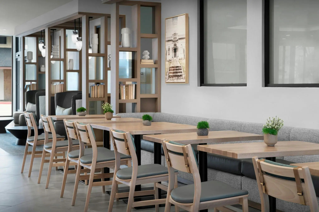Fairfield by Marriott Inn & Suites Paris
