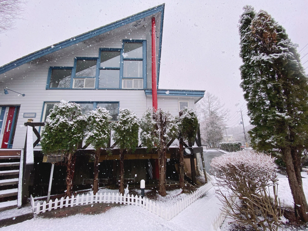 Manor House