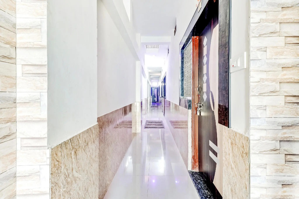 SPOT ON 63429 Bhawani Palace