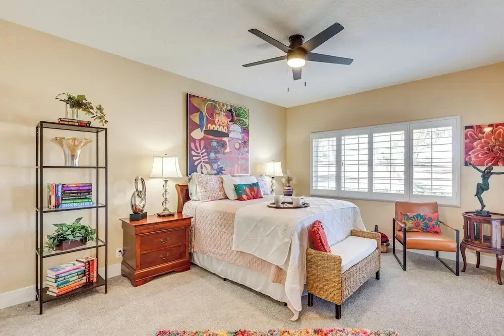 Golf Course View & Pool Access: Palm Desert Condo