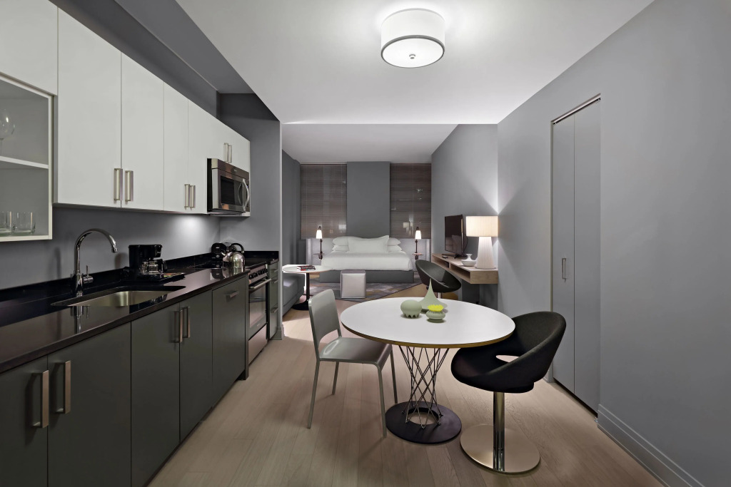 Mint House 70 Pine by Kasa
