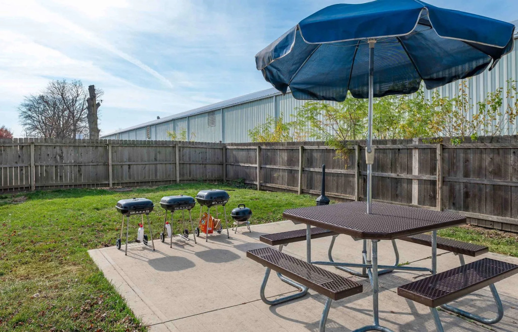 MainStay Suites Columbus North - Worthington
