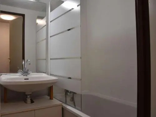 Appartement Gruissan, 4 pièces, 6 personnes - FR-1-229-80