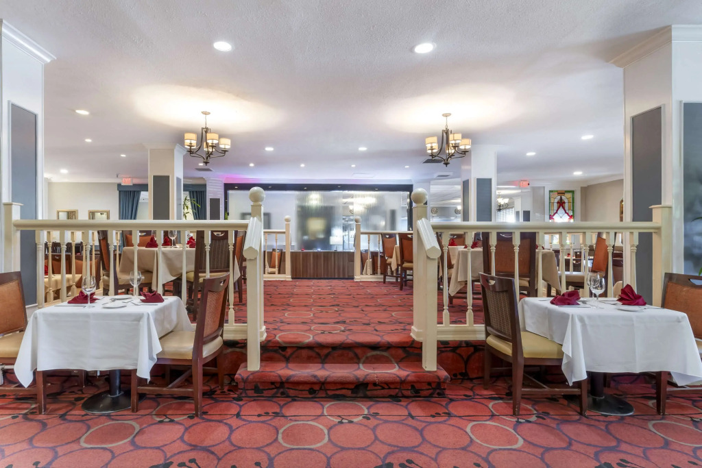 Best Western Plus Grosvenor Airport Hotel