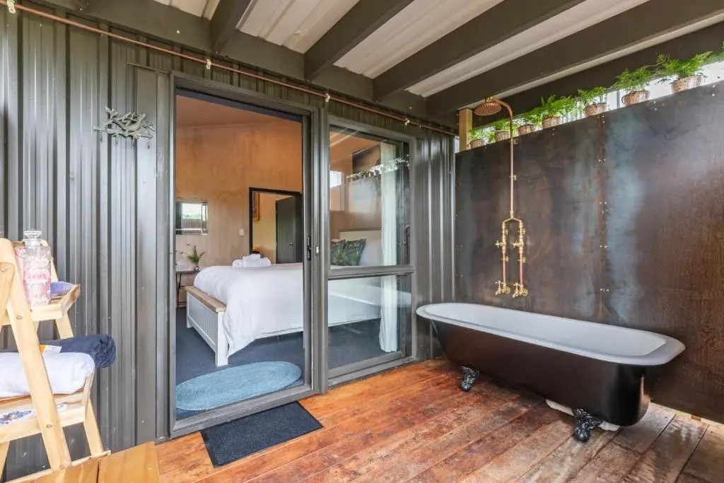 The Barn - Karaka Farm Stay