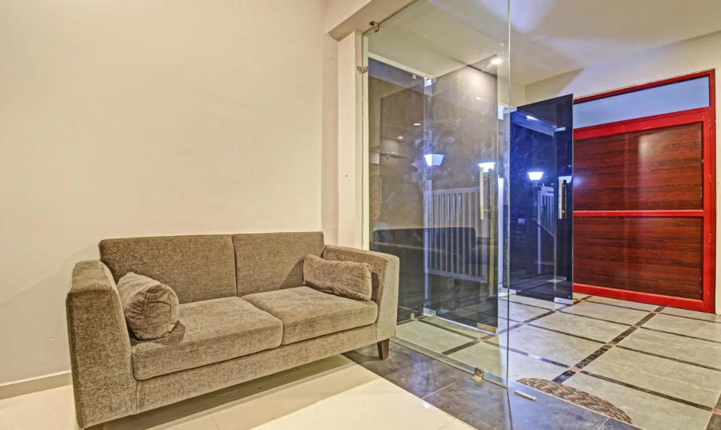 Itsy Hotels Sunrise Grand, Hitech City