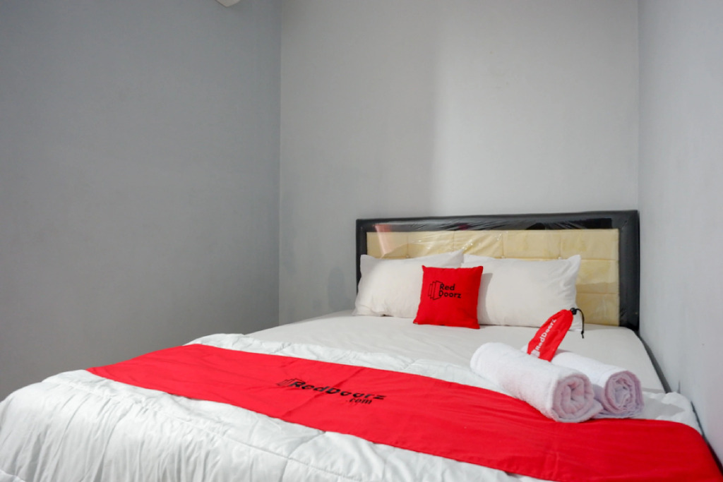 RedDoorz @ Hotel Grand Aulia Majene