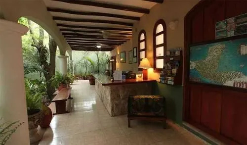 Casa Quetzal Hotel