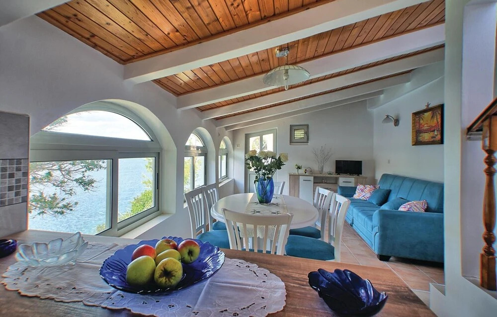 Two-Bedroom Holiday Home In Vela Luka