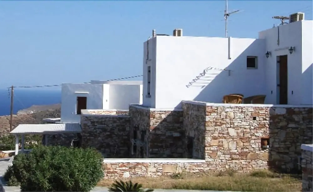 Loukia Apartments