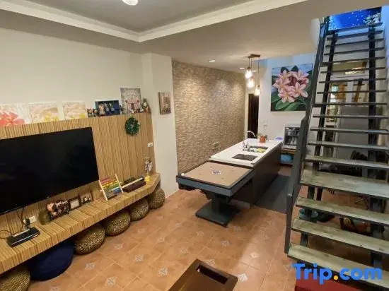 Love Nam Wan Hostel