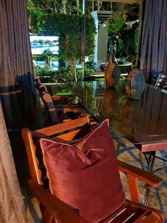 Zwinoni Lodge