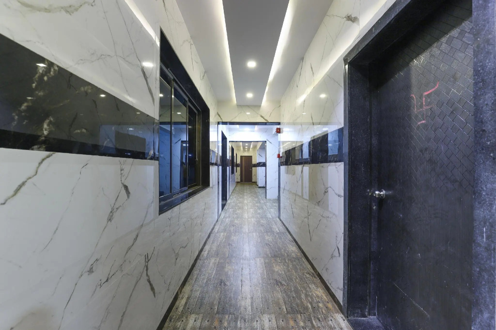 OYO 65742 Hotel Hill Villa