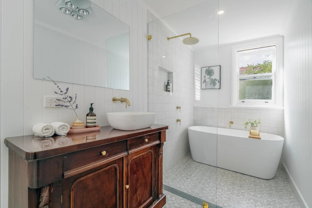 Quinn's Cottage - Central Armidale