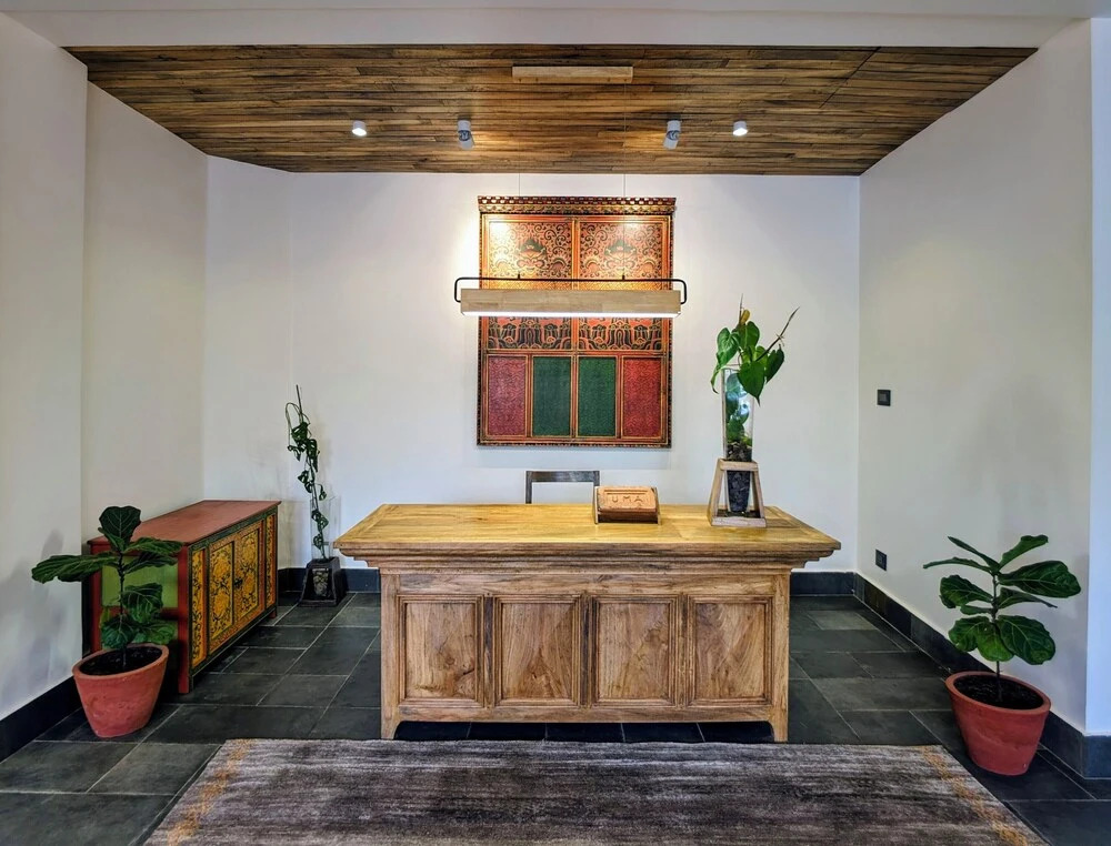 Uma Residence and Suites