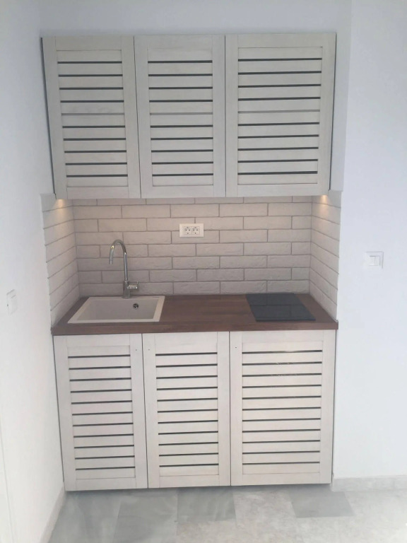 Ansi Apartments
