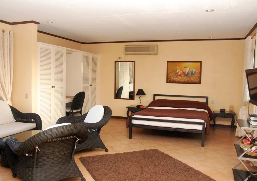 Apartelle Royal