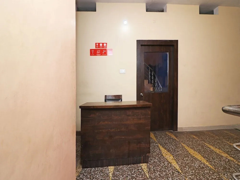 OYO 17424 Hotel Swagat
