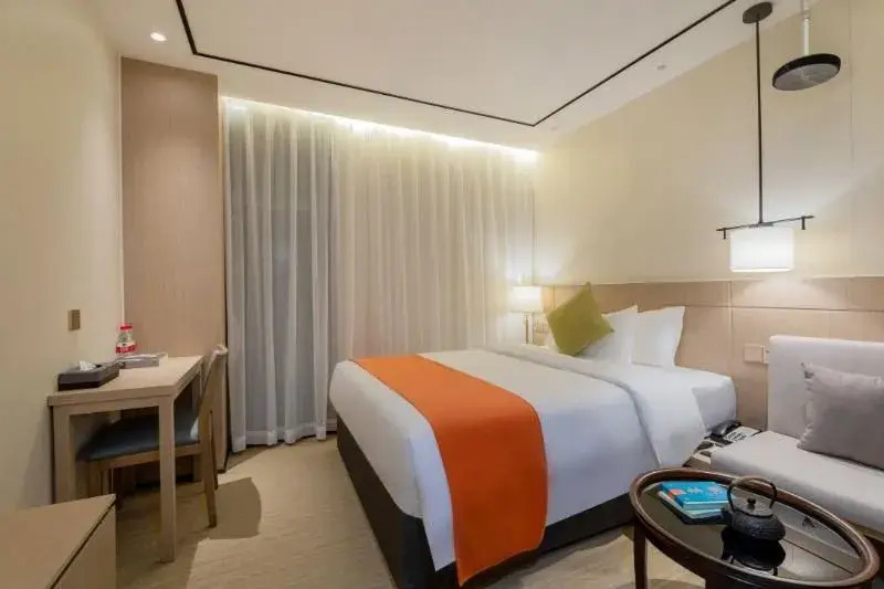 2020SMART Hotel (Sea World, Shui Wan MRT Station)