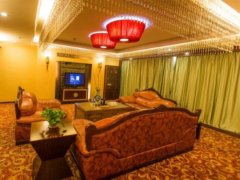 Deyuan Hotel (Shaoguan Nanhua Temple)
