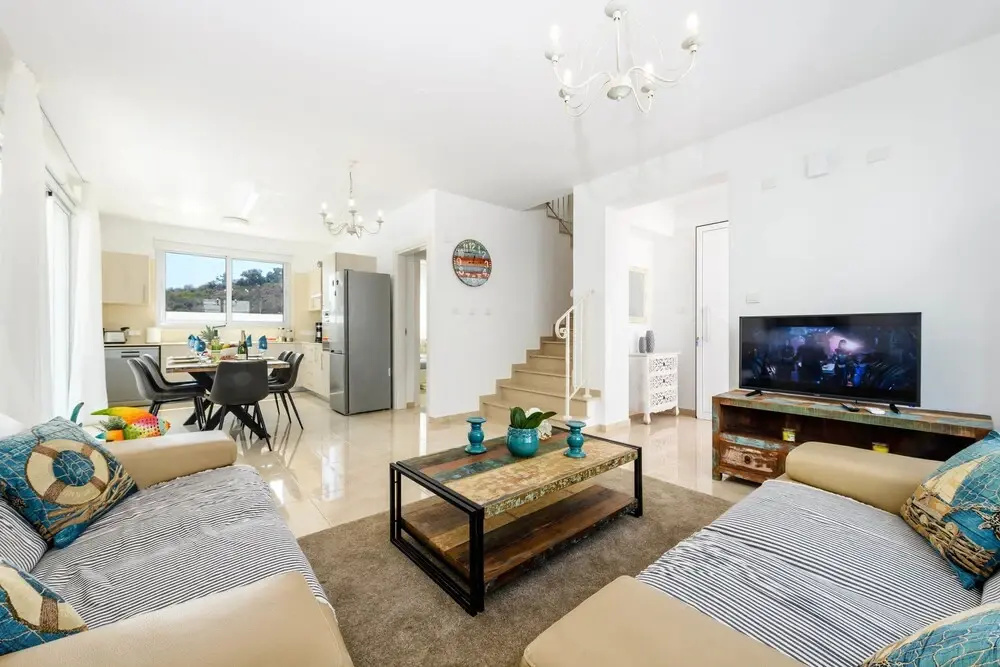 Green Bay Villa No 16