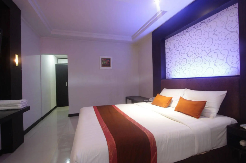 Taman Agung Hotel