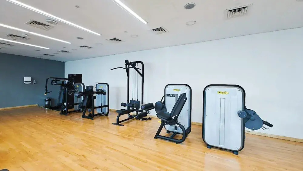 Bright and Airy 1-bedroom Apartment Perfect for 4 in Dubai Marina