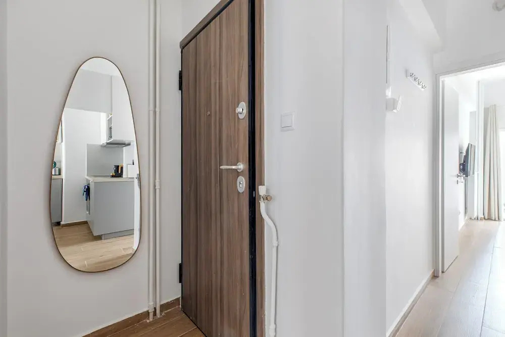 Les Nuances de Blue 1-BR Apt in Athens